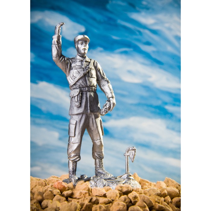 Оловянный солдатик "Комбат"