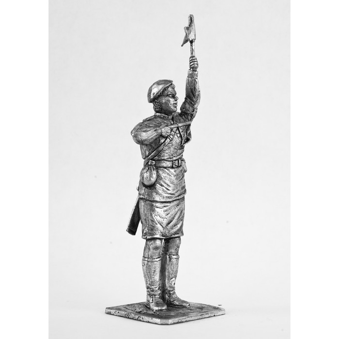 Оловянный солдатик "Регулировщица"