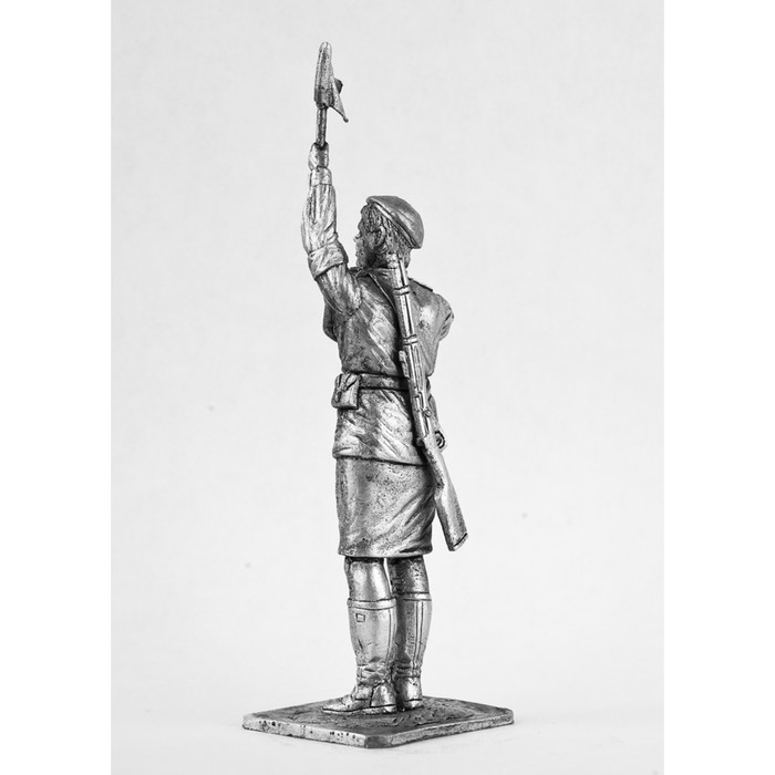 Оловянный солдатик "Регулировщица"