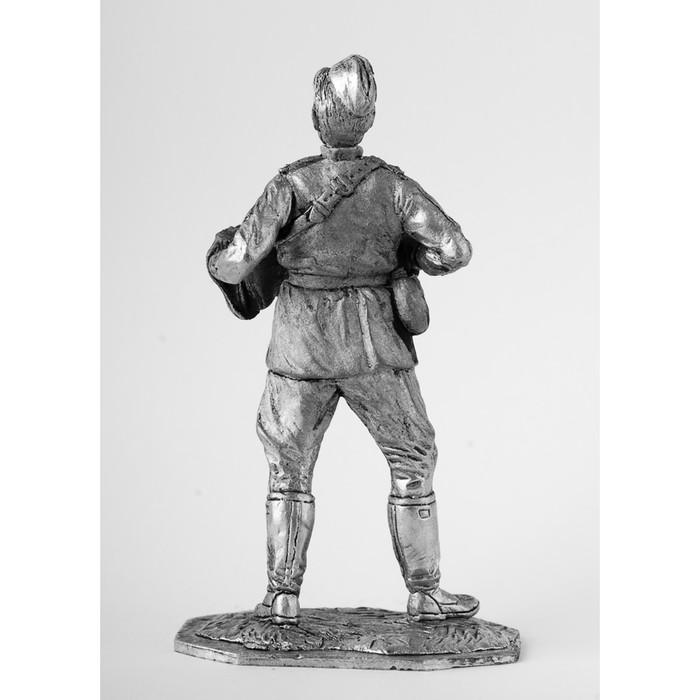 Оловянный солдатик "Боец с баяном"