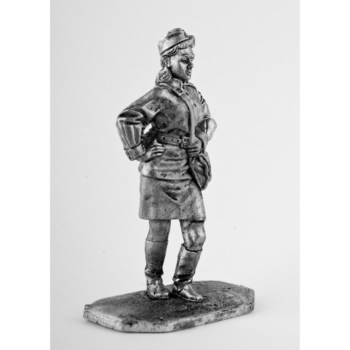 Оловянный солдатик "Санитарка"