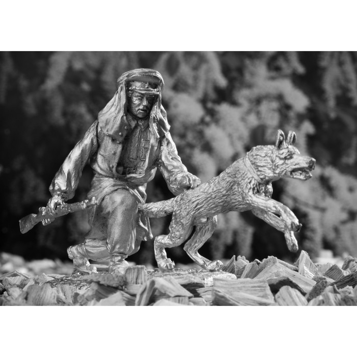 Оловянный солдатик "Пограничник с собакой"