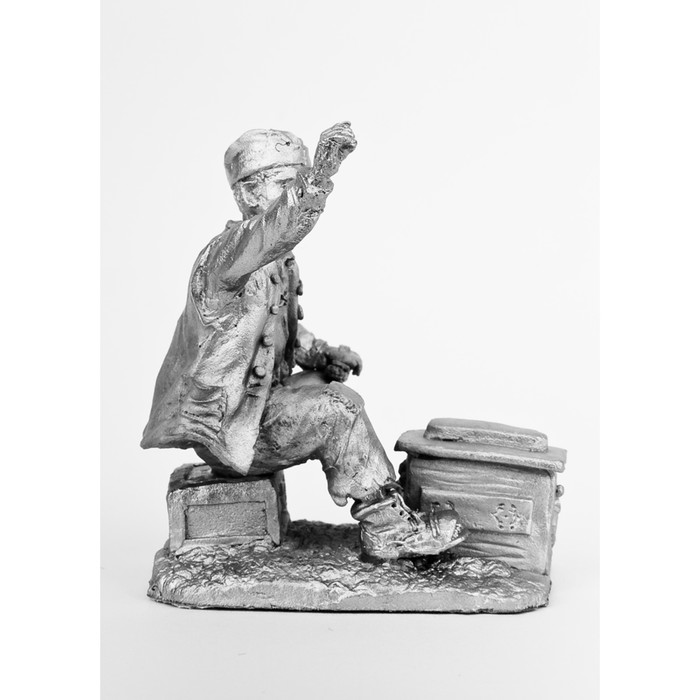 Оловянный солдатик "Мальчик-чистильщик "