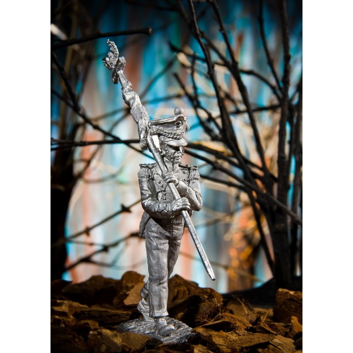 Оловянный солдатик "Знаменосец 4-го пехотного полка Варшавского герцогства, 1812"