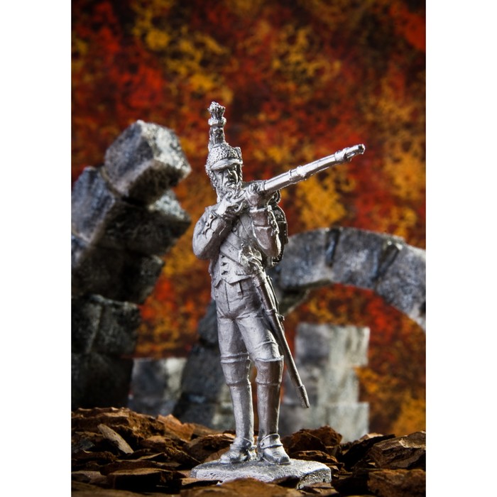 Оловянный солдатик "Рядовой французского драгунского полка армии Наполеона 1812г"