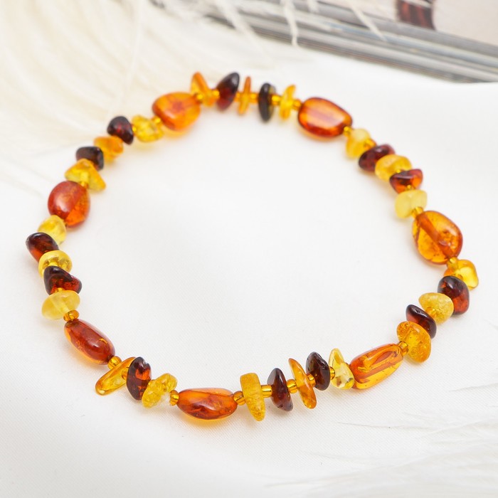 Браслет "Янтарь", крошка через галтовку, цвет желто-коричневый