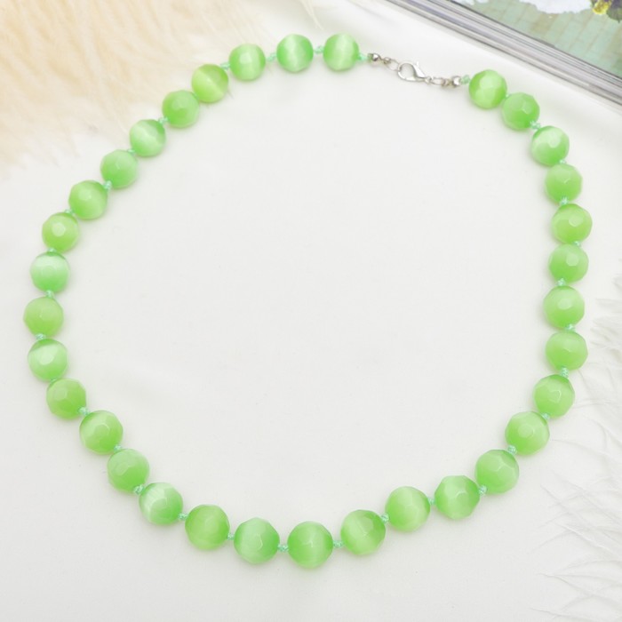 Бусы "Кошачий глаз" шар №12 гранёный, через узел, цвет светло-зелёный, 50см