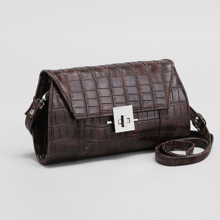 Сумка женская, отдел на клапане, регулируемый ремень, крокодил, цвет тёмно-коричневый
