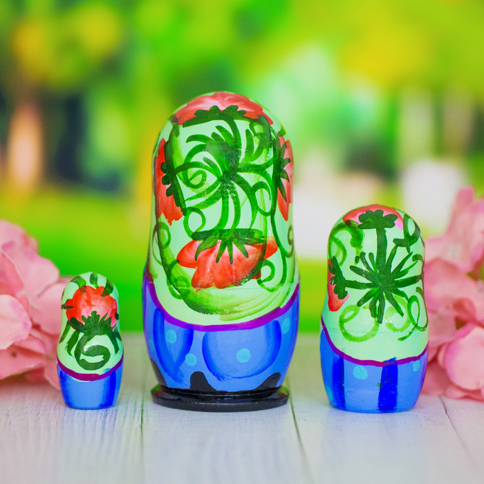 Матрешка 3 кукольная "С 8 Марта" 11 см