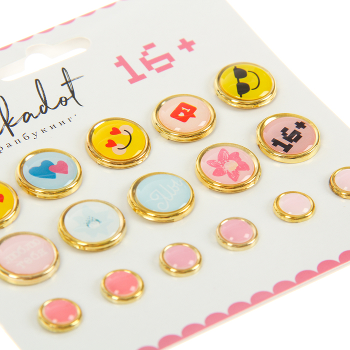 Набор брадсов д/скрапбукинга (16 шт) "16+" d=1,2 см и d=0.8 см