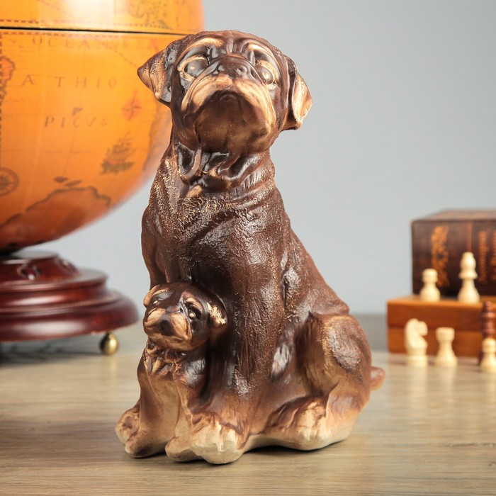 Статуэтка "Собака Мопс мама", шамот