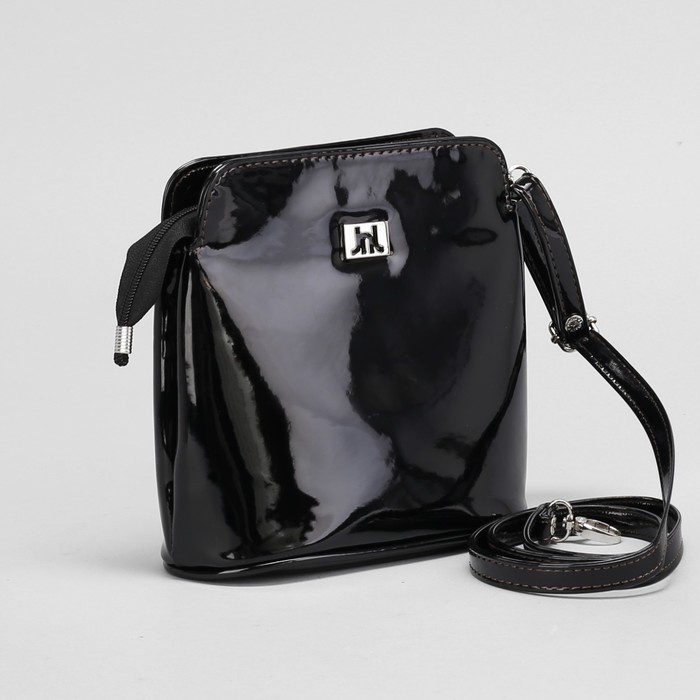 Сумка женская, отдел на молнии, наружный карман, регулируемый ремень, коричневая строчка, цвет чёрный