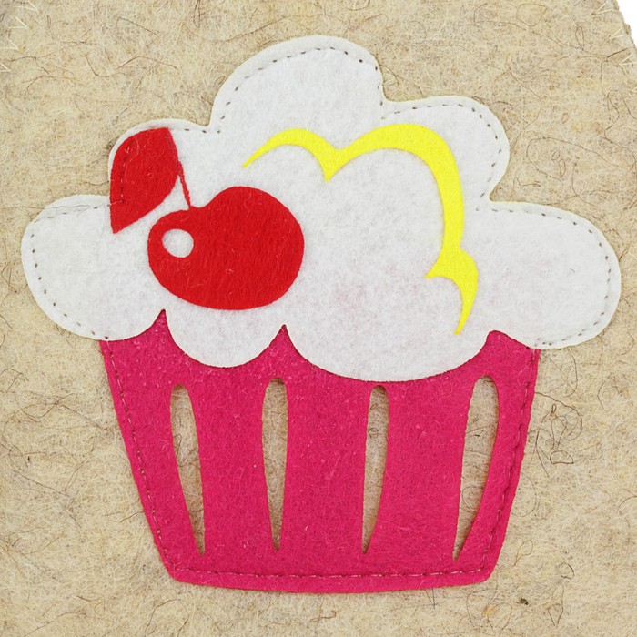 Шапка банная с аппликацией "Корзинка с вишенкой"