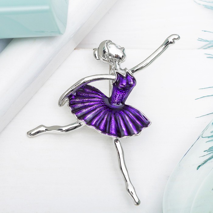 Брошь "Балерина" в танце, цвет фиолетовый в серебре