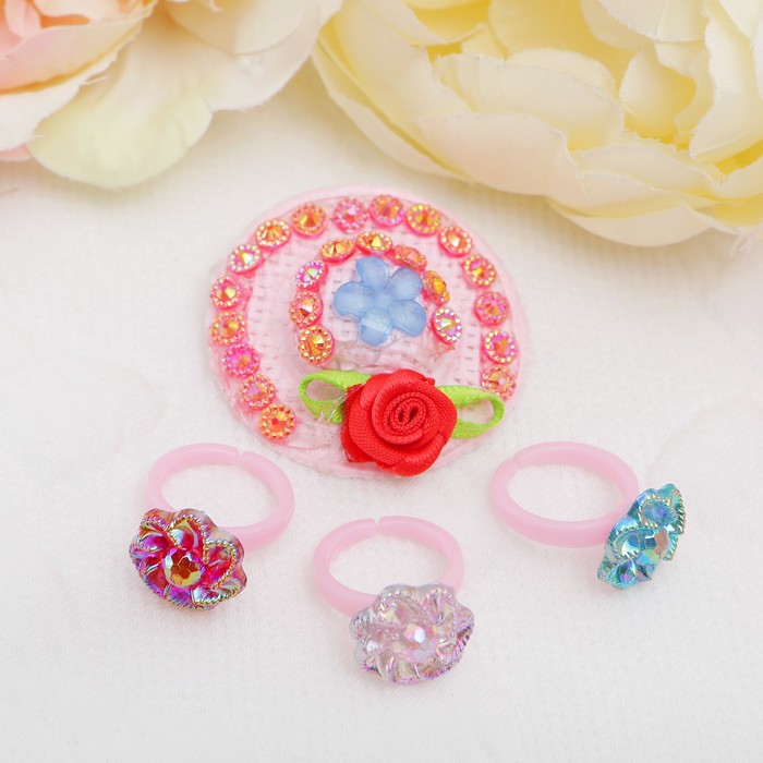 Набор детский "Выбражулька" 4 предмета: заколка, 3 кольца, шляпка, цвет МИКС