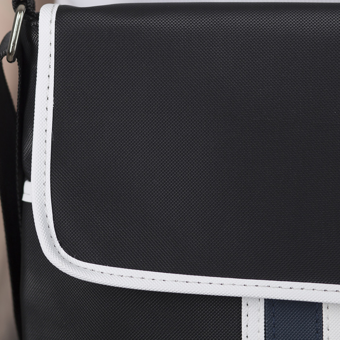 Сумка молод Мегаполис, 24*8*27см, отд на молнии, н/карман, регул ремень, черный