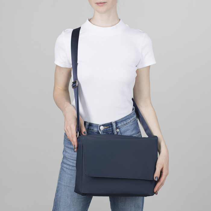 Сумка молод Скетч, 24*10*24см, отд на молнии, н/карман, регул ремень, темно-синий