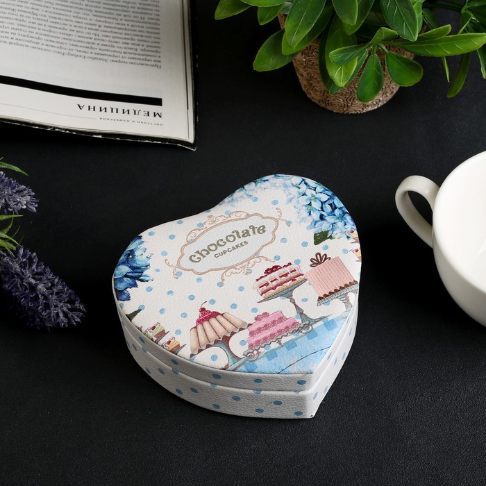 Шкатулка кожзам для украшений "Шоколадное угощение" 12х11,5х5 см