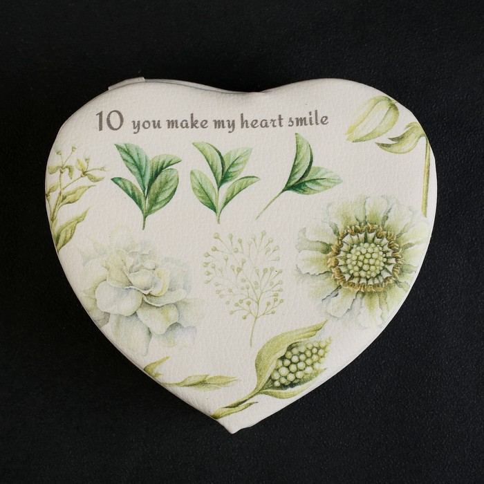 Шкатулка кожзам для украшений "Цветочное сердце" 12х11,5х5 см