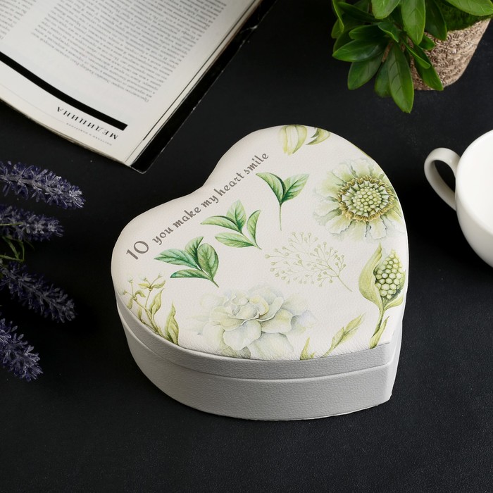 Шкатулка кожзам для украшений "Цветочное сердце" 14х10,5х12 см