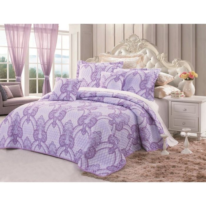 Комплект: покрывало 240 × 260 см, наволочки 50 × 70 см, 45 × 45 см по 2 шт