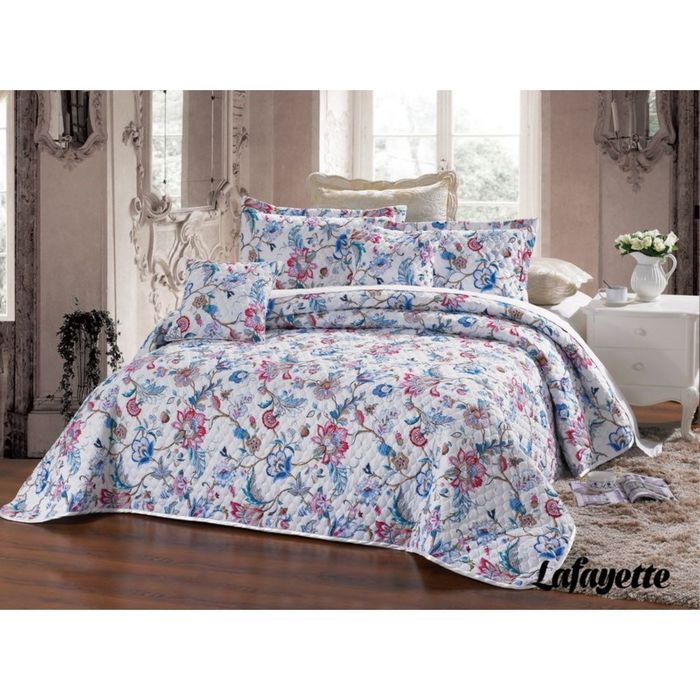 Комплект Lafayette: покрывало 240 × 260 см, наволочки 45 × 45см, 50 × 70 см по 2 шт