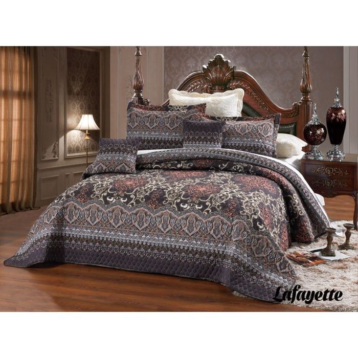 Комплект Lafayette: покрывало 160 × 200 см, наволочка 45 × 45 см, полисатин
