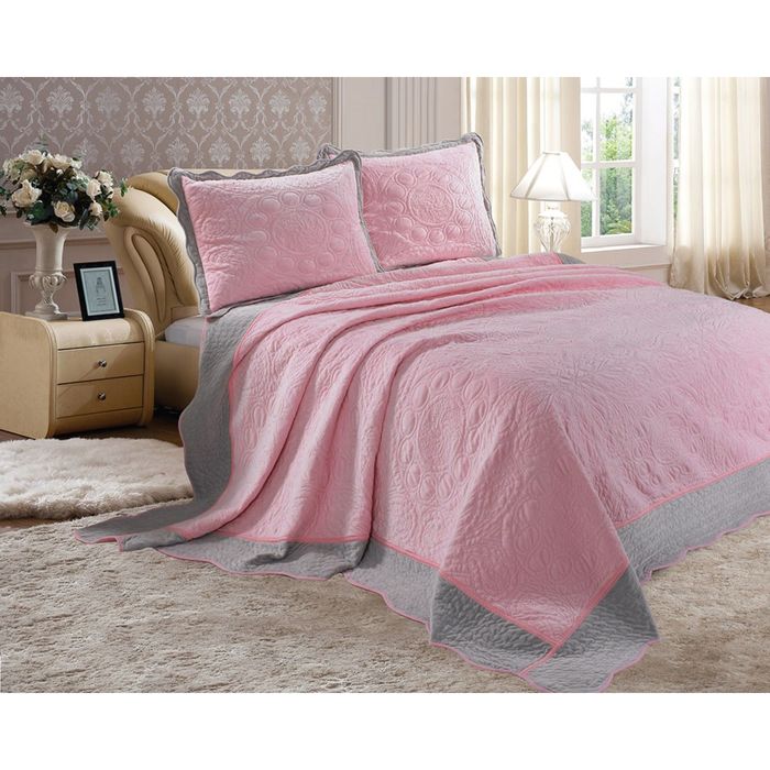 Комплект Montblanc: покрывало 240 × 260 см, наволочки 50 × 70 см - 2 шт