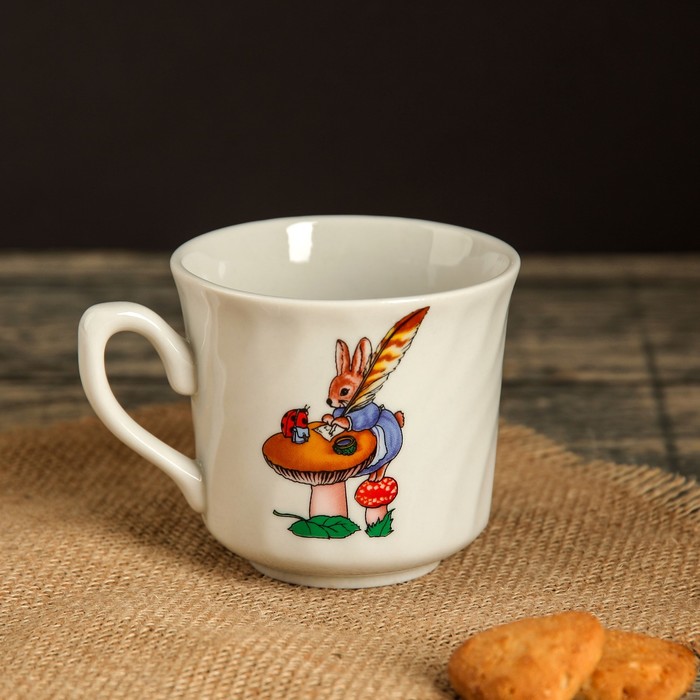 Кружка 220 мл "Забава", заяц с пером, деколь