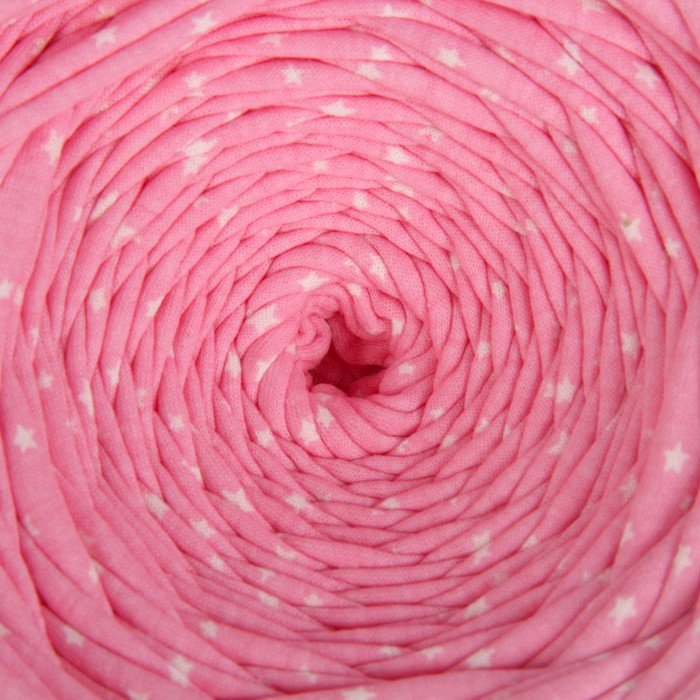 Пряжа трикотажная широкая 85м/350гр, ширина нити 7-9 мм (розовый принт-звёзды)