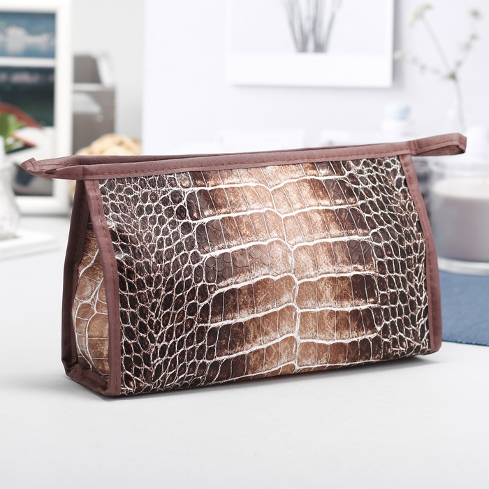 Косметичка, отдел на молнии, цвет коричневый