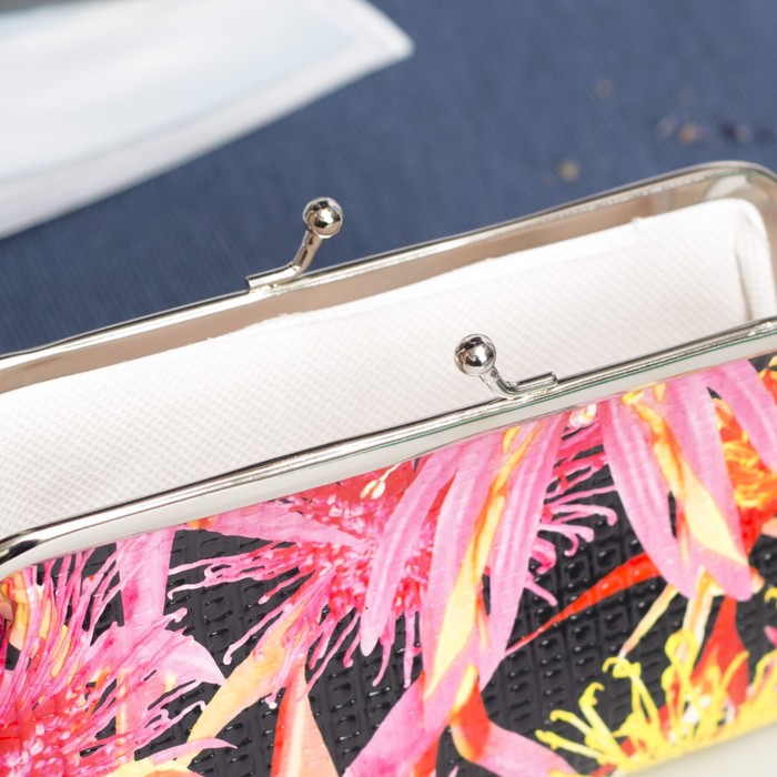 Косметичка-фермуар, отдел на рамке, цвет розовый