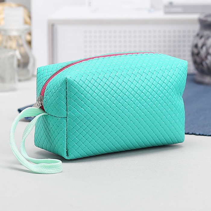 Косметичка дорожная, отдел на молнии, ручка, цвет зелёный