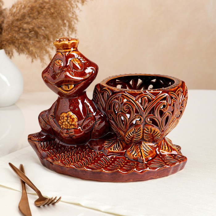 Ваза для конфет "Лягушка" коричневая