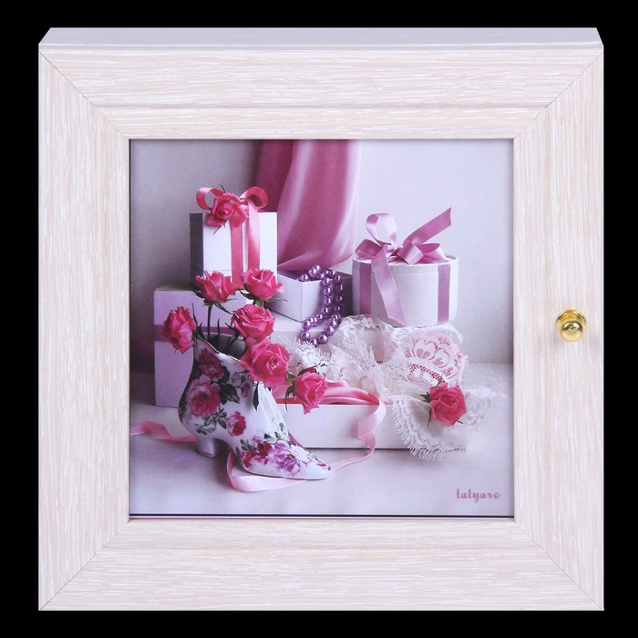 Ключница "Подарок любимой", молочный дуб