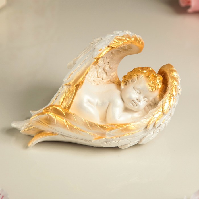 Статуэтка "Ангел в крыле", средняя, позолота