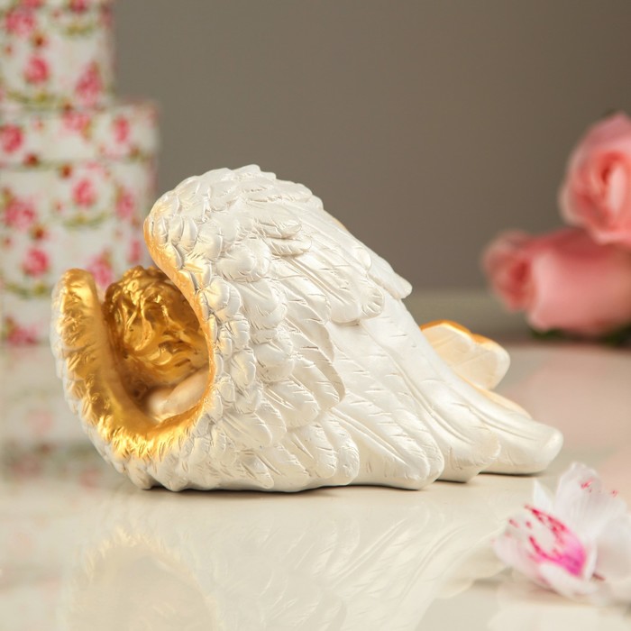 Статуэтка "Ангел в крыле", средняя, позолота