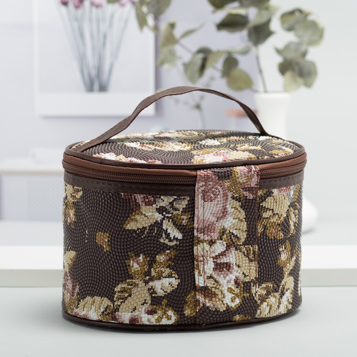 Косметичка-сундучок «Розы», отдел на молнии, зеркало, цвет коричневый