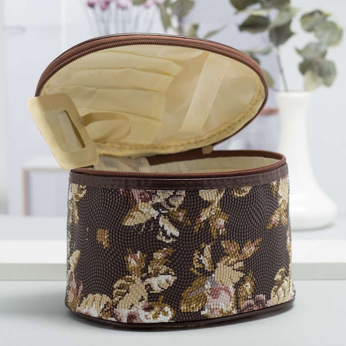 Косметичка-сундучок «Розы», отдел на молнии, зеркало, цвет коричневый