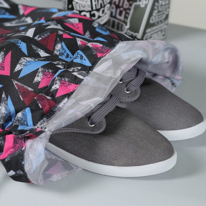 Мешок для обуви Треугольники, 32*1*42см, отдел на шнурке, черный