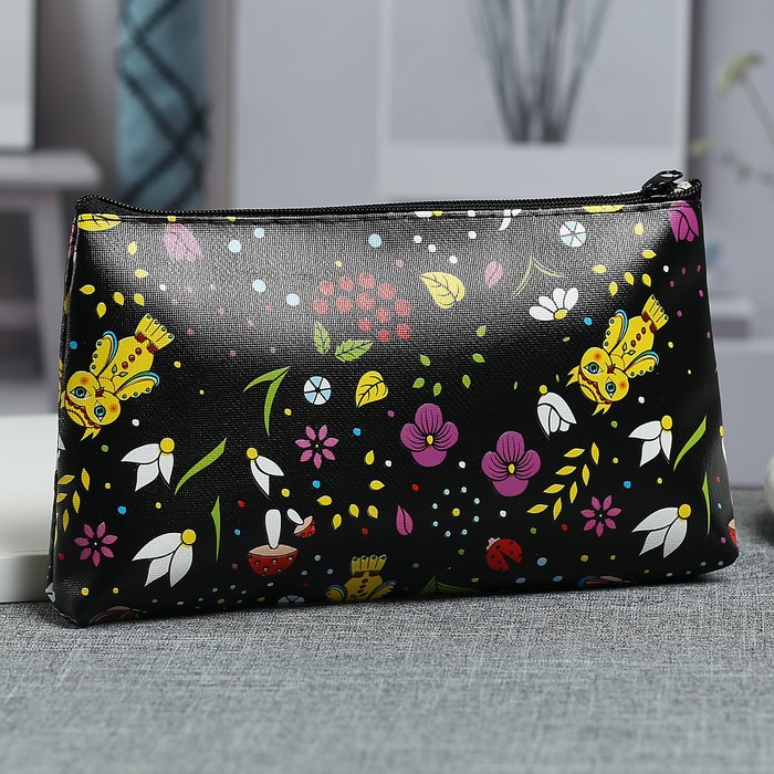 Косметичка простая «Совы», отдел на молнии, цвет чёрный