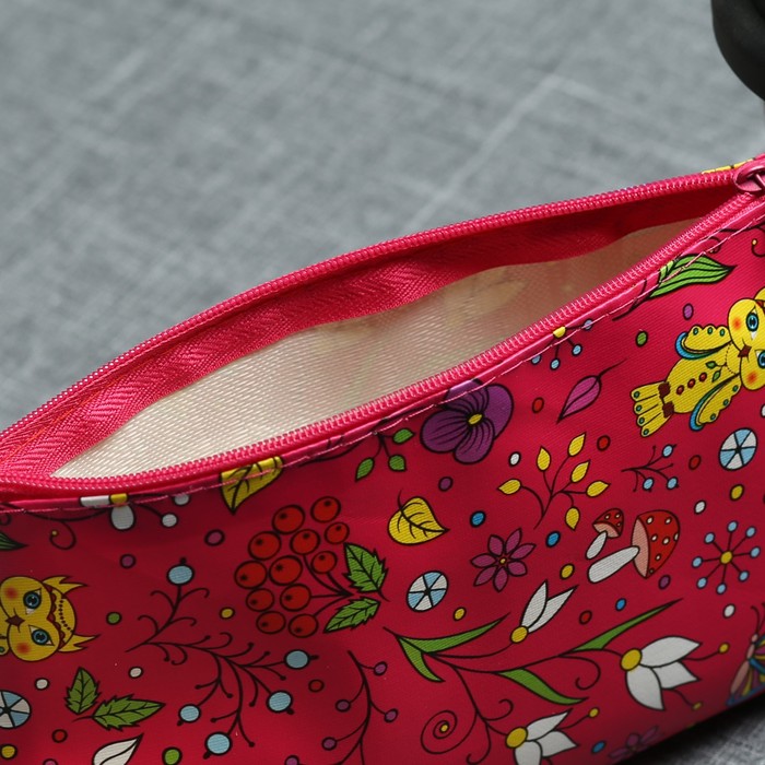 Косметичка простая «Совы», отдел на молнии, цвет малиновый