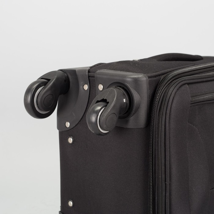 Чемодан малый с расширением 19", отдел на молнии, 2 наружных кармана, 4 колеса, кодовый замок, цвет чёрный