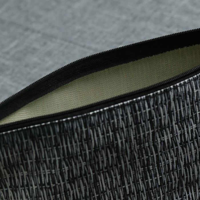 Косметичка простая «Солома», отдел на молнии, цвет серый