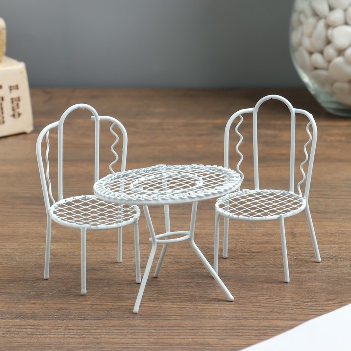 Сувенир металл "Стол и два стула" набор 3 шт стол 6х7х7 см стул 8,5х5х4,7 см