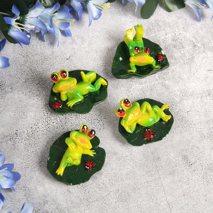 Магнит полистоун "Лягушонок с божьей коровкой" МИКС 5х5 см