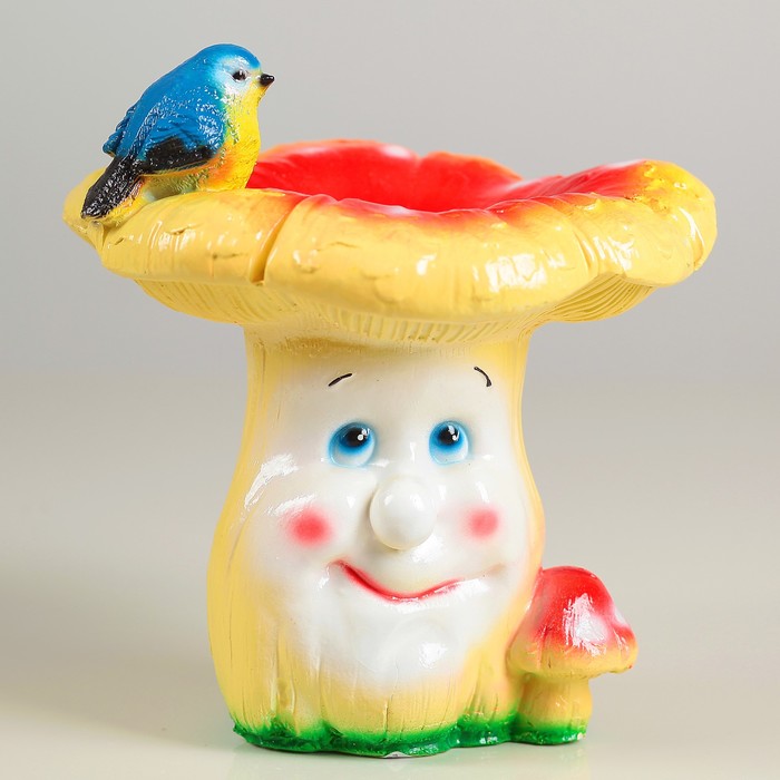 Садовая фигура "Мухомор с птичкой" 22х21см