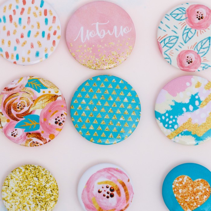 Набор топсов (фишек) для скрапбукинга "Люблю", 9,5 х 14 см