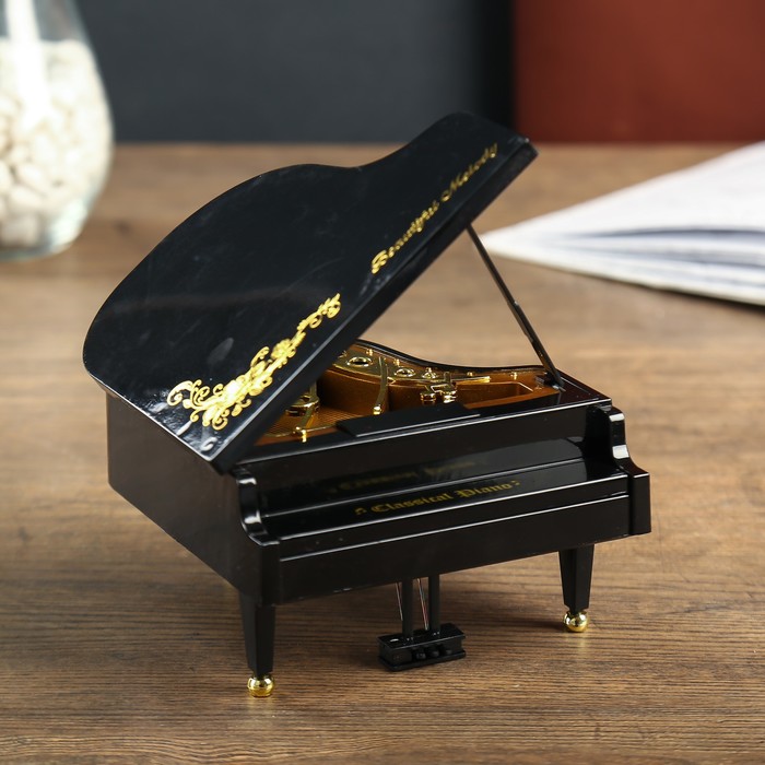 Шкатулка пластик музыкальная механическая "Рояль с цветами"чёрный завод.ключом 8х14,5х13см