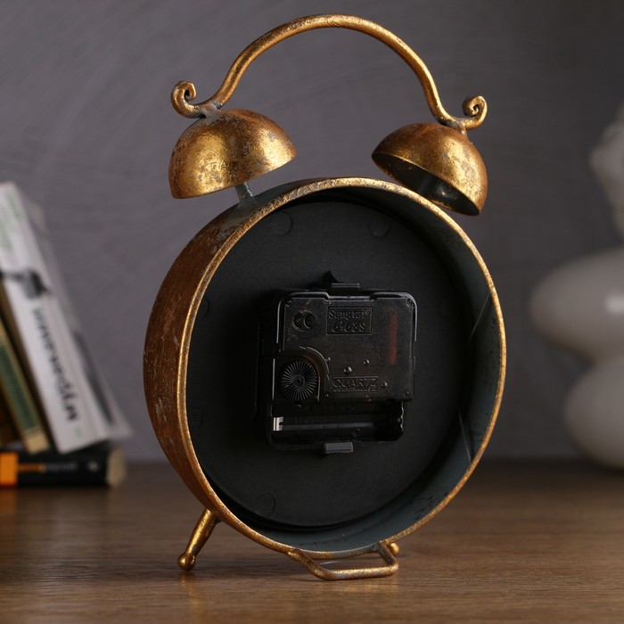 Часы настольные Ретро, ручка волной, 2 звонка, d=13см, цвет состаренное золото, 20*13,5см